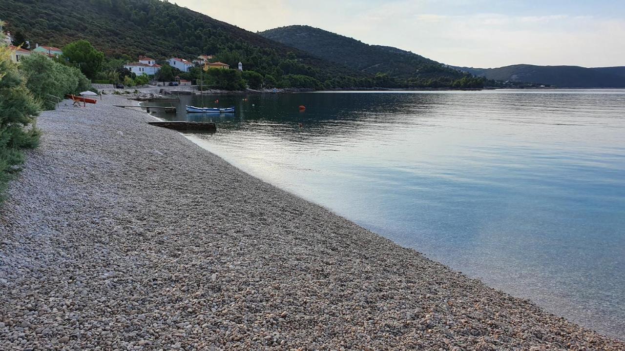 Sidus Maris, Spacious Seaside Apartment With Free Parking Martinšćica Екстериор снимка