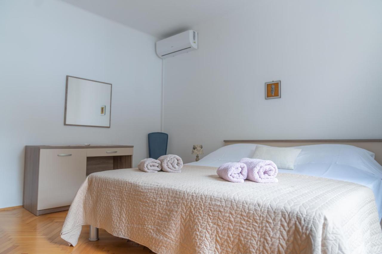 Sidus Maris, Spacious Seaside Apartment With Free Parking Martinšćica Екстериор снимка