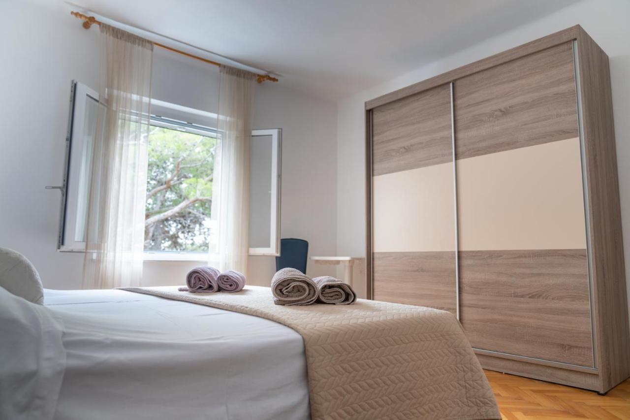 Sidus Maris, Spacious Seaside Apartment With Free Parking Martinšćica Екстериор снимка