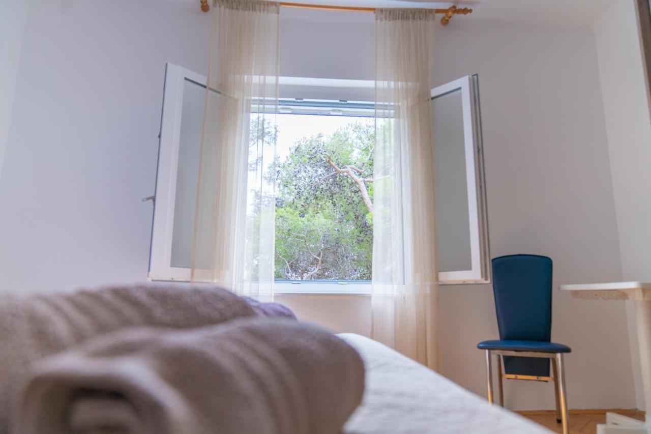 Sidus Maris, Spacious Seaside Apartment With Free Parking Martinšćica Екстериор снимка