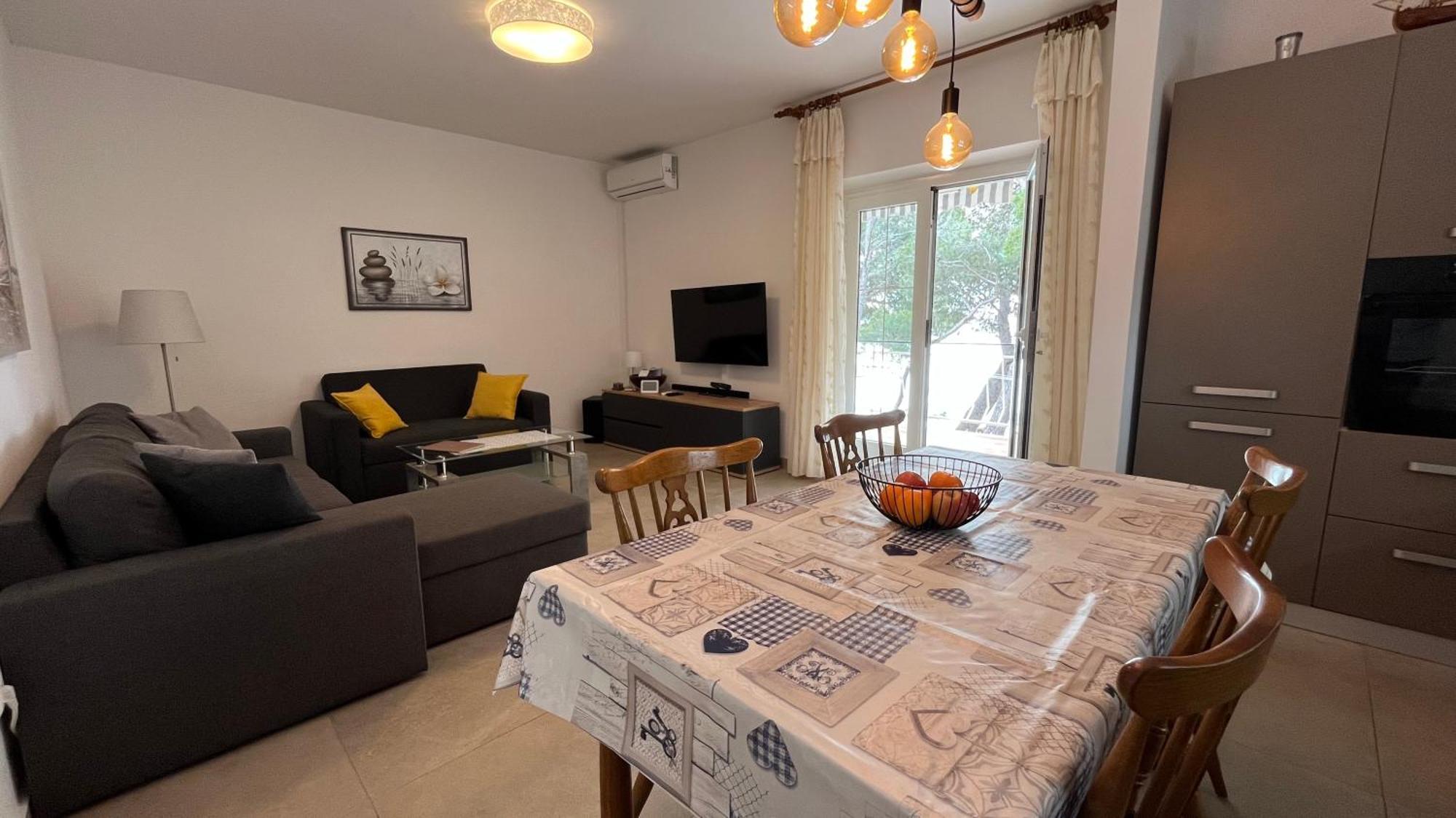 Sidus Maris, Spacious Seaside Apartment With Free Parking Martinšćica Екстериор снимка